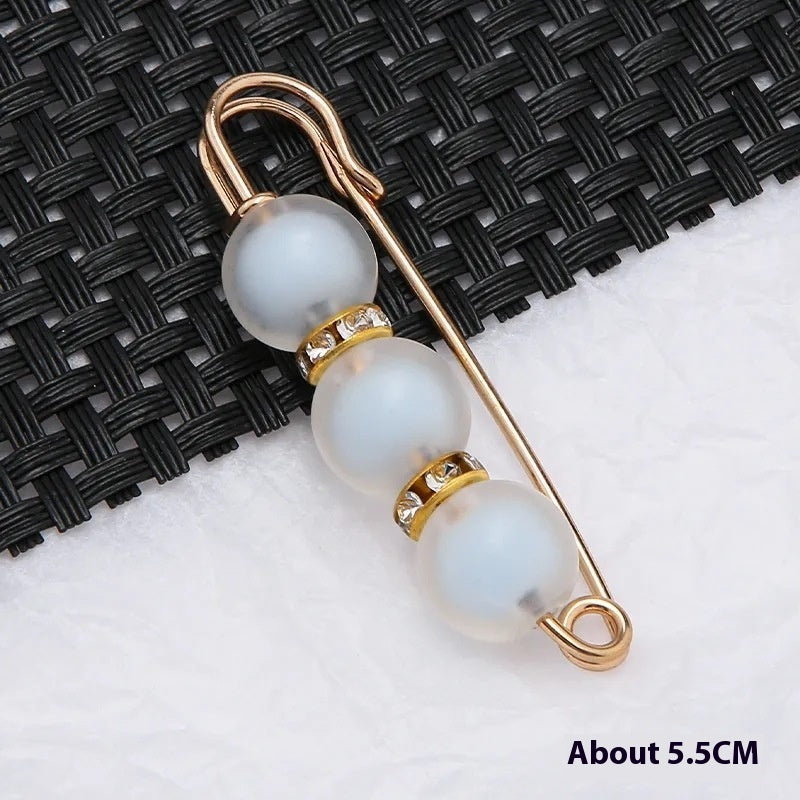 Fixed Waist Women's Pants Brooch Accessory